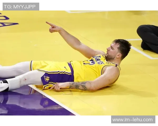 詹姆斯与东契奇交锋数据对比26年内东詹同场战绩分析